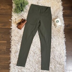 EUC TNA Aritzia TNAction Olive Green Leggings M